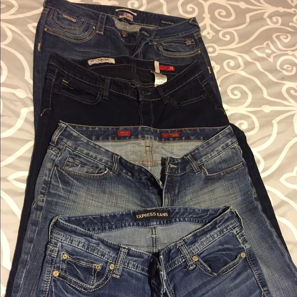 SOLD / 4 pair of jeans