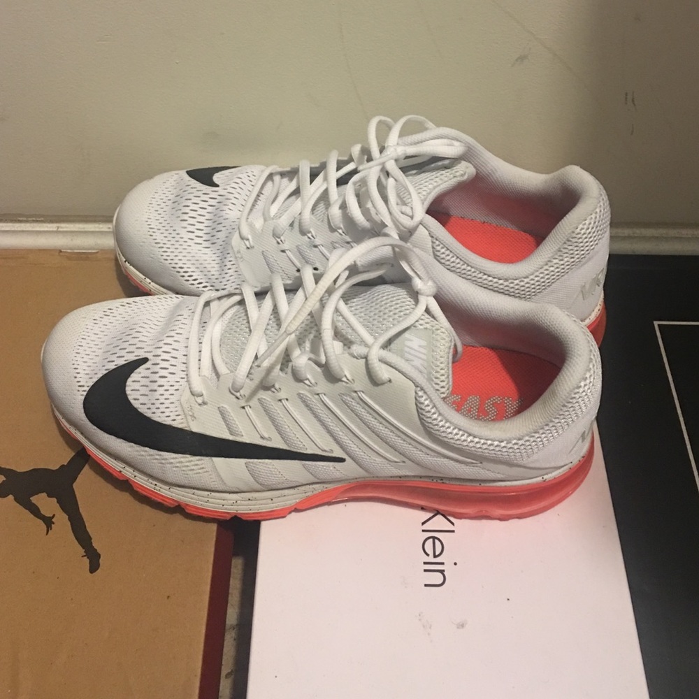 Men's sneakers