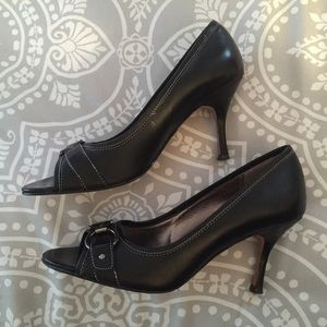 Anne Klein heels