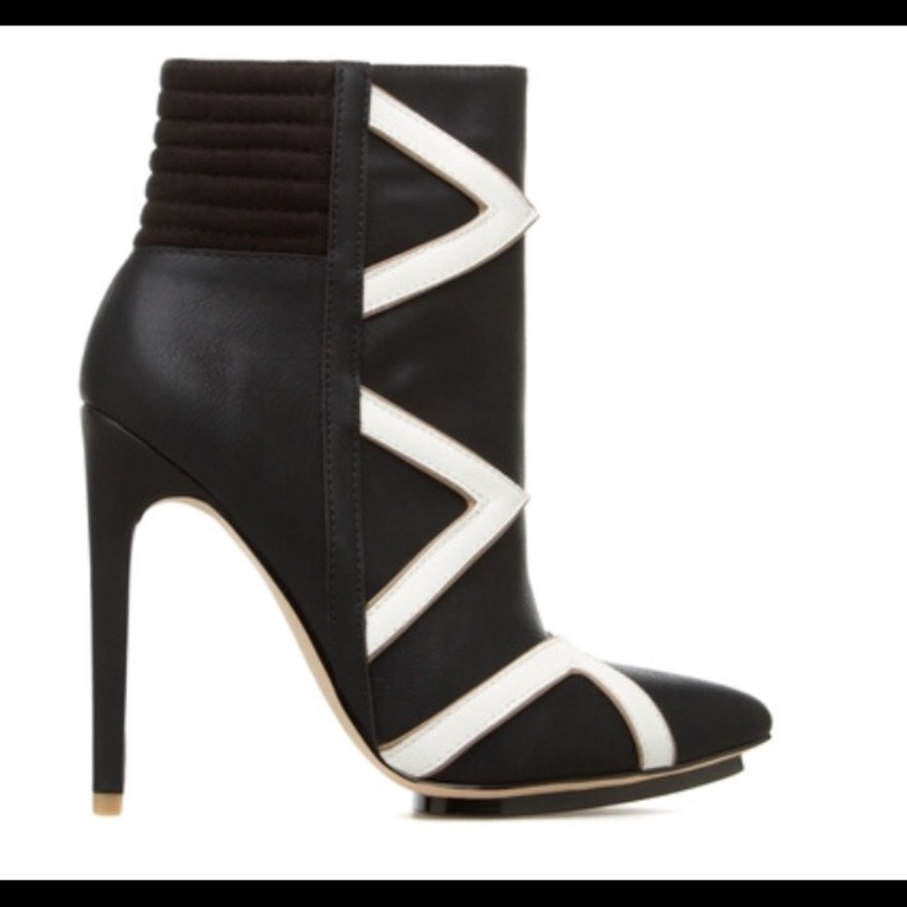 gx by Gwen Stefani ankle boots
