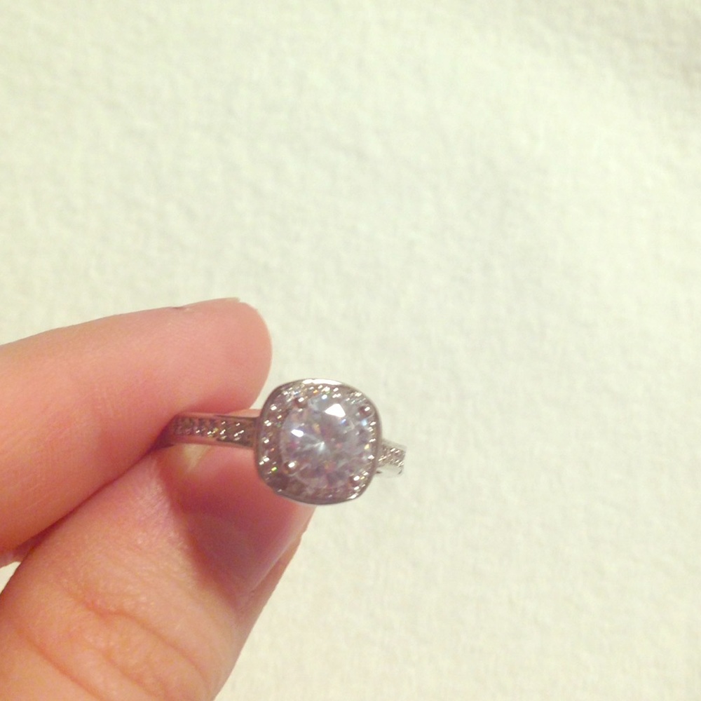 Princess cut, silver ring