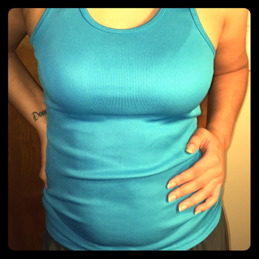 TANK TOP SIZE M