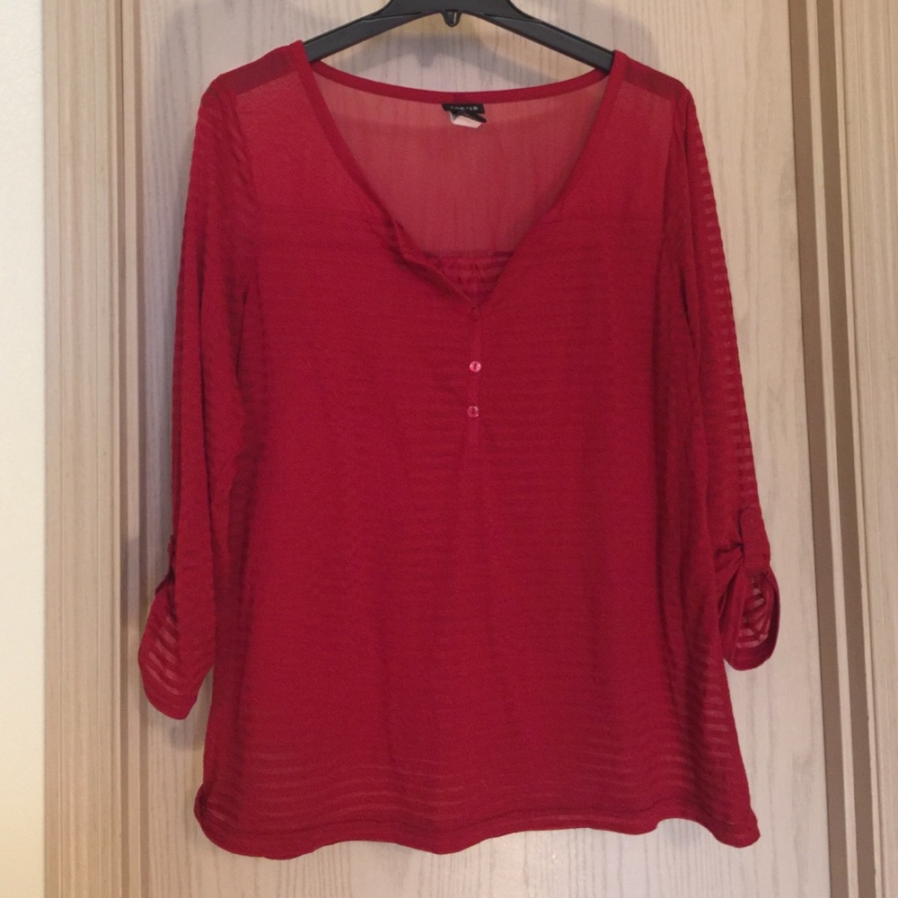 Quarter sleeved blouse