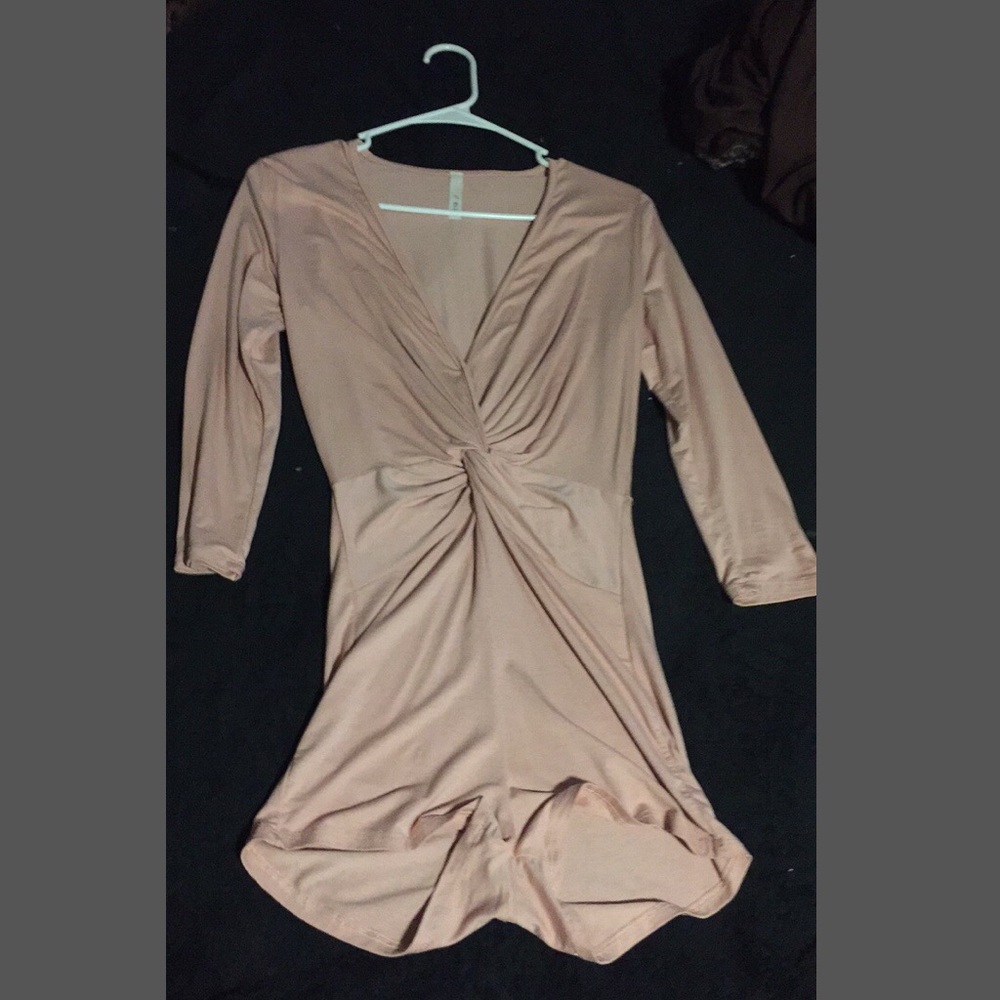 Light Pink Ruched romper - Picture 3 of 4