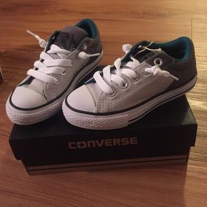 Boys converse sneakers