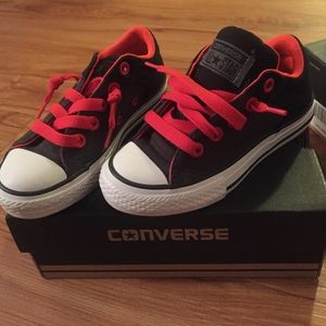 Boys converse sneakers