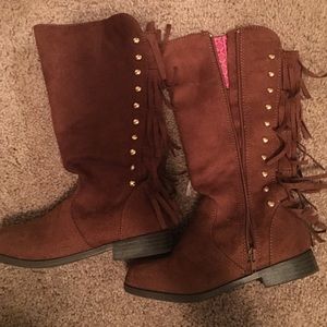 Justice Fringe Boots size 1