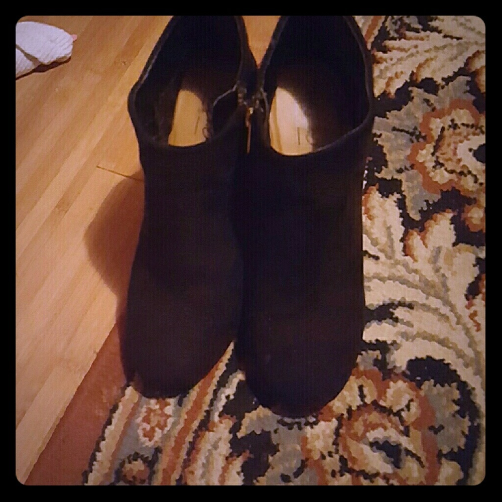 Cute barely worn booties