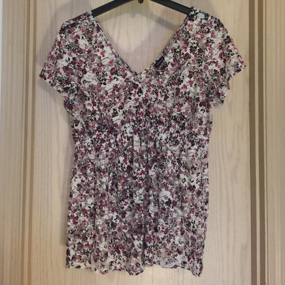 Floral patterned blouse