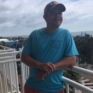 Meet your Posher, Brady