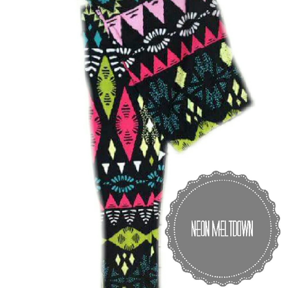NEW Buttery Soft Bright Leggings OS
