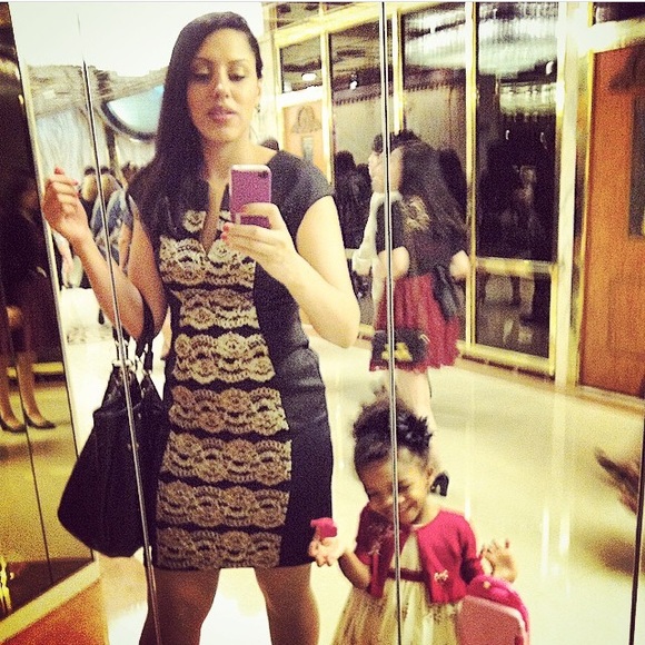 Gold embroidery black dress - Picture 4 of 4