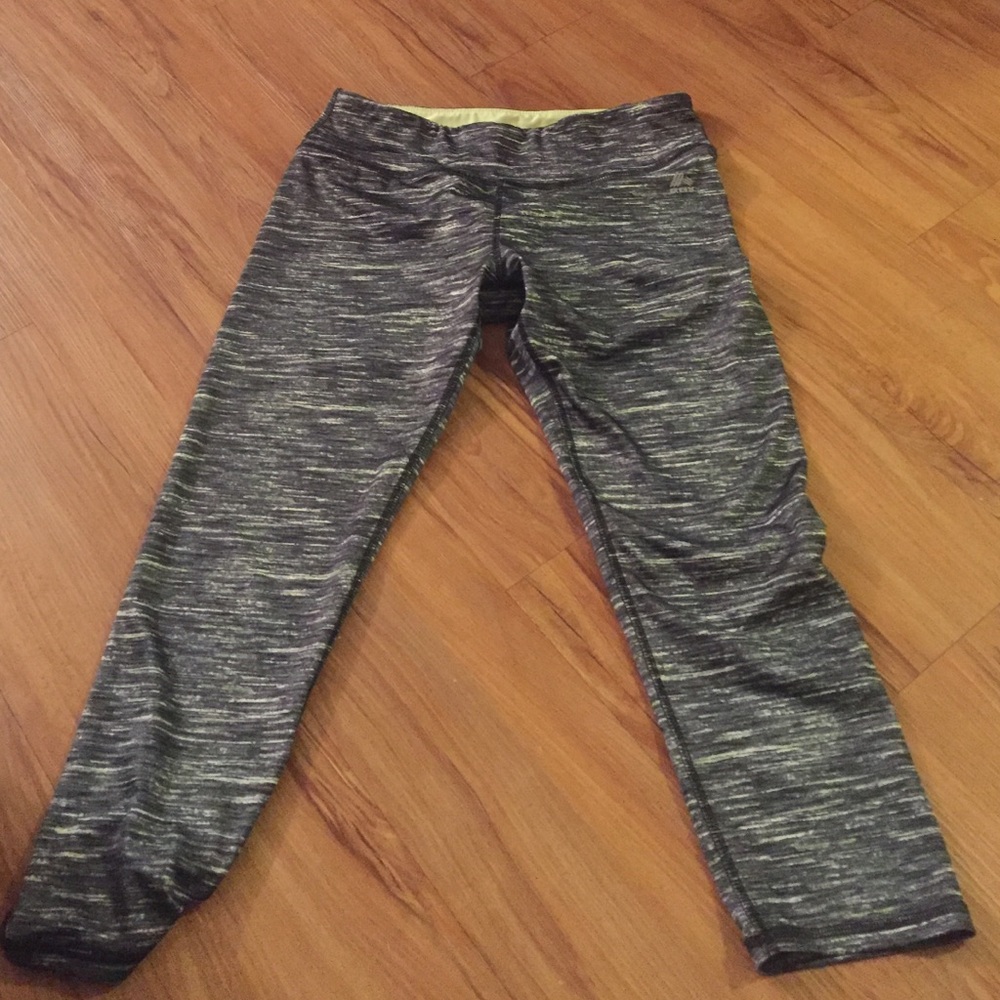 Women's active wear Capri pants