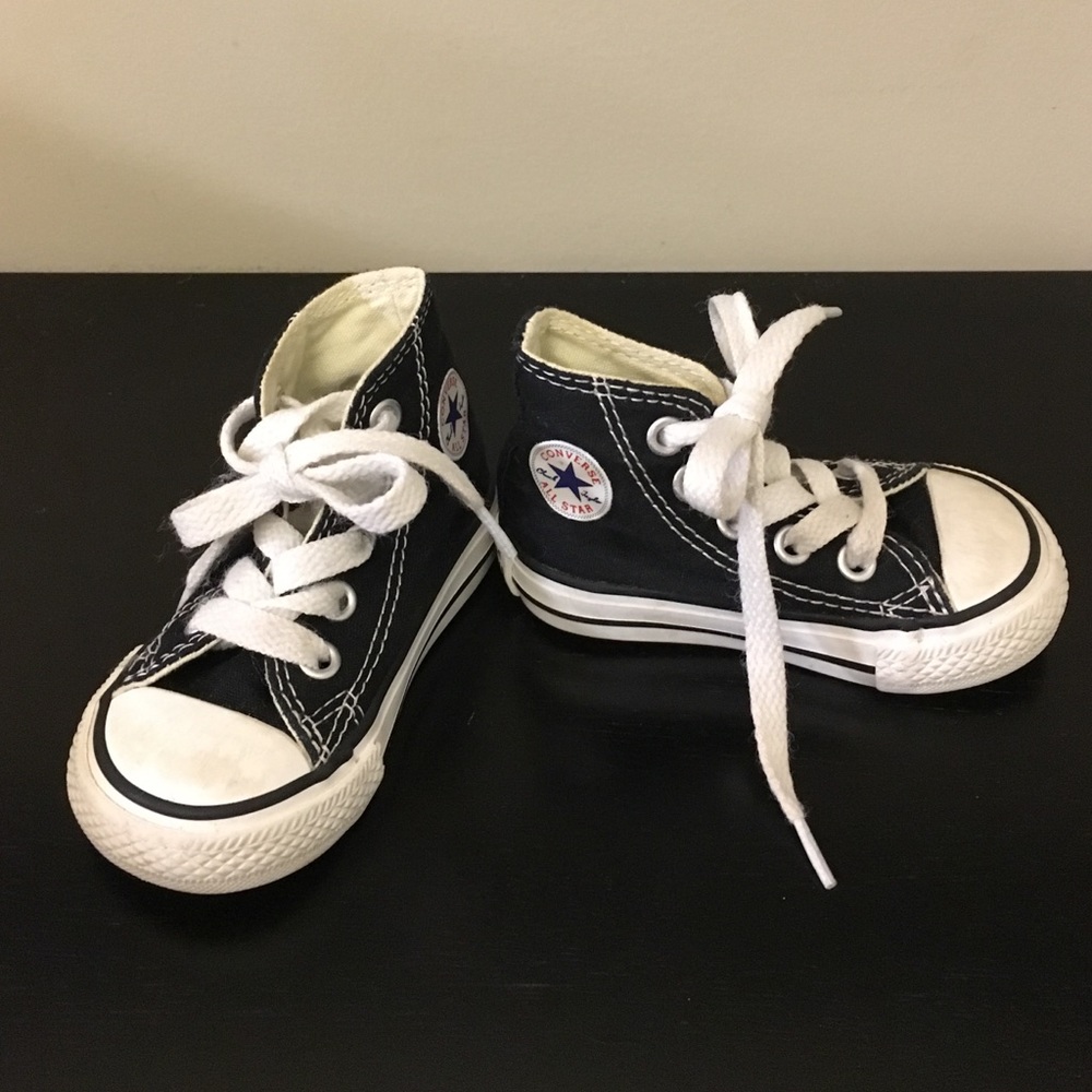 Black Converse All Stars