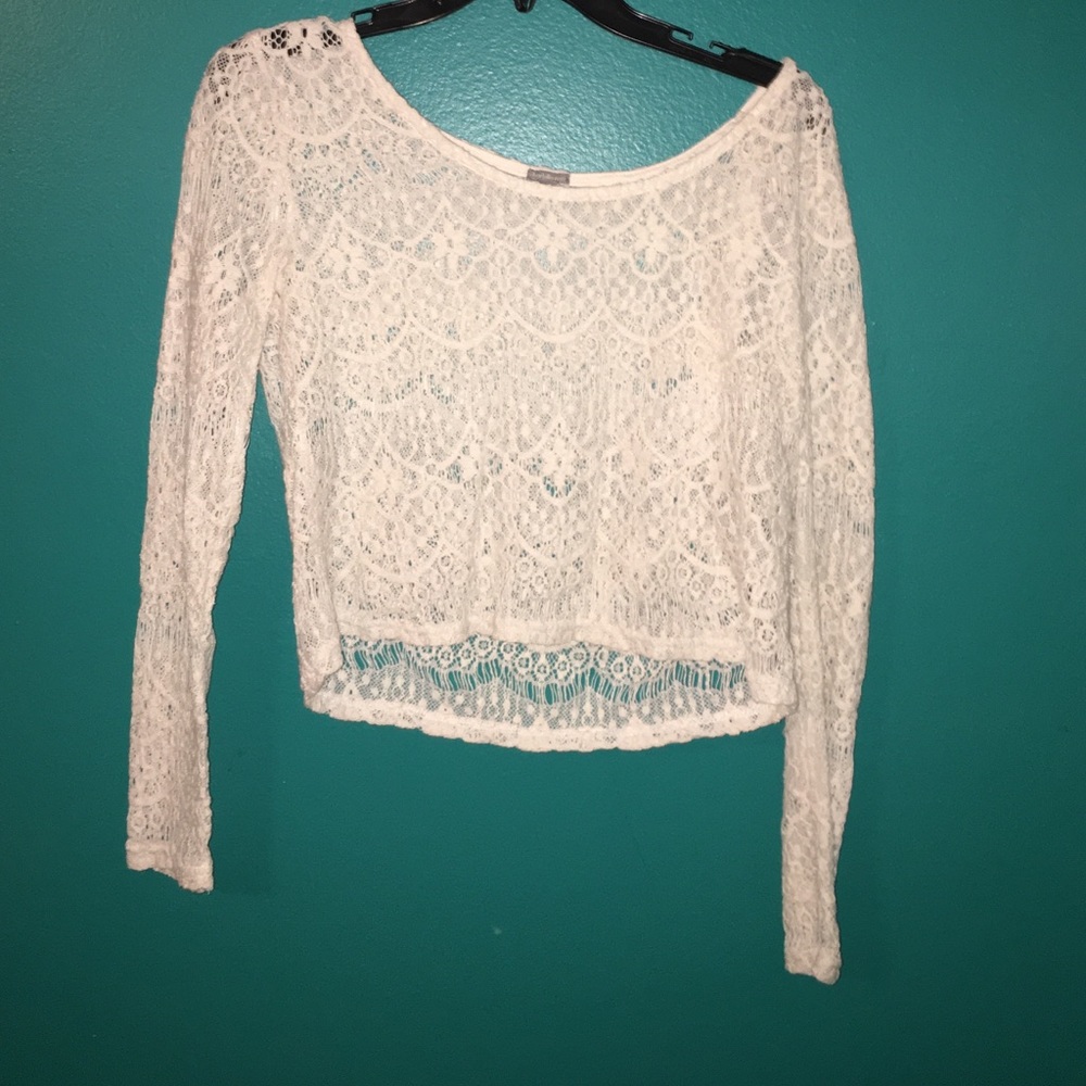 Cute lace crop top