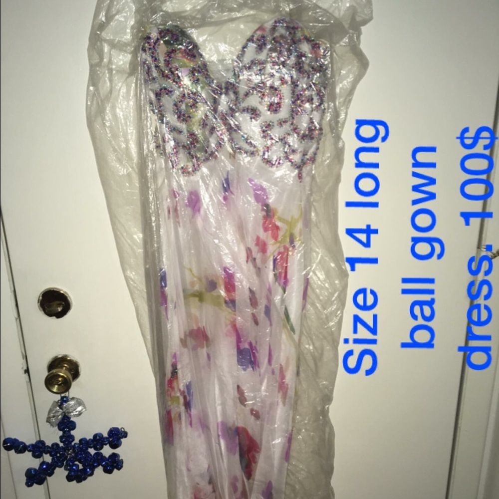 Prom dress