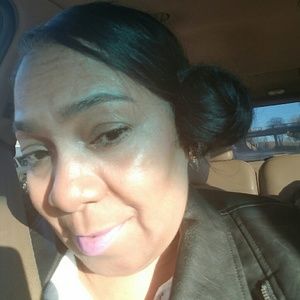 Meet your Posher, Viola