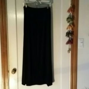 Black slinky stretchy skirt
