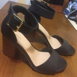 Black Heel w/ Gold Buckles