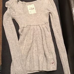 Hollister sweater. Super cute!