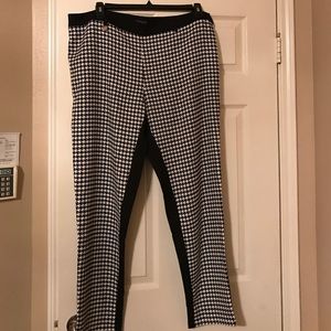 Checkered (front) + black (back)