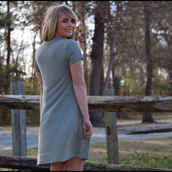 Olive embroidered dress - Picture 4 of 4
