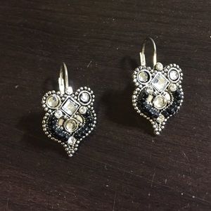 Black & clear beaded earrings