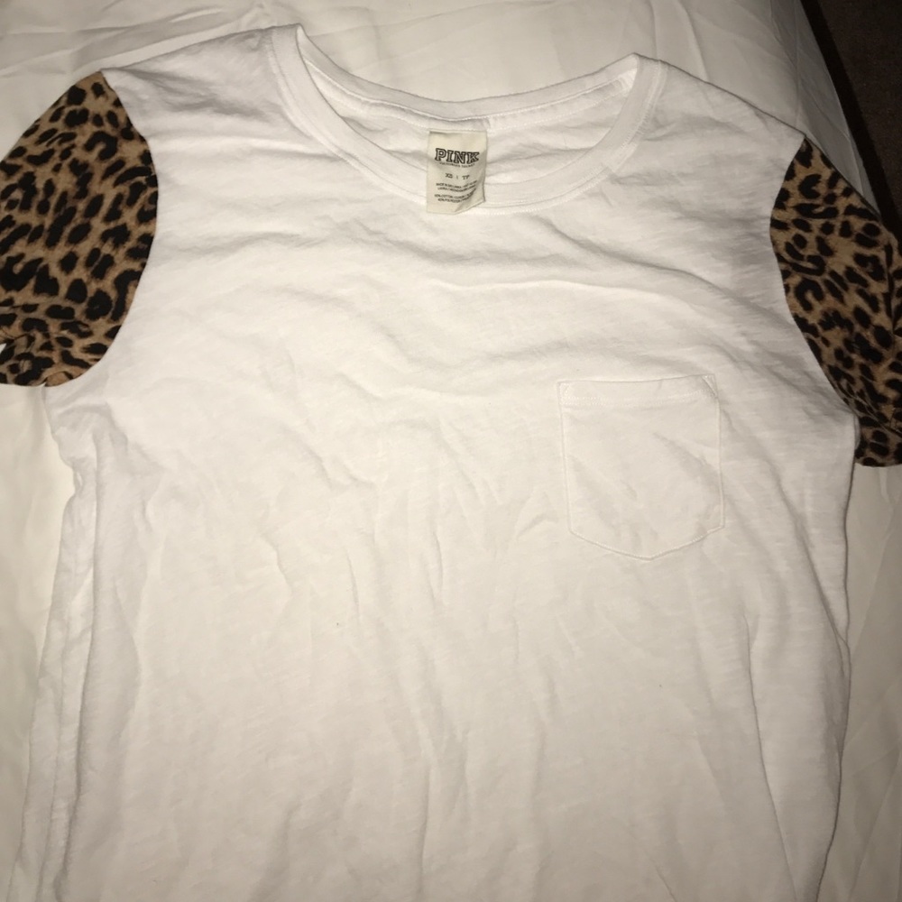 PINK VICTORIA SECRET TEE
