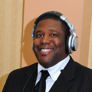 Meet your Posher, Kenneth