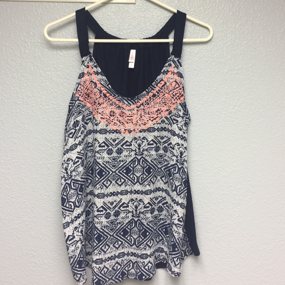 Cute stylish tank. Dress up or down size L
