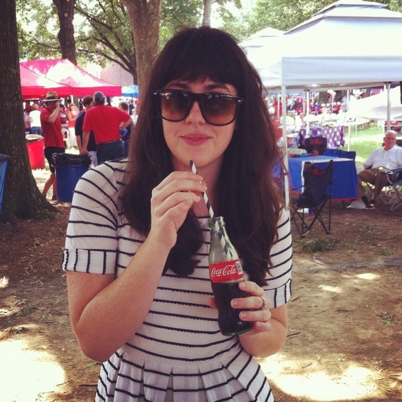 RARE Anthropologie Scalloped Stripes Dress size XS - Picture 2 of 4