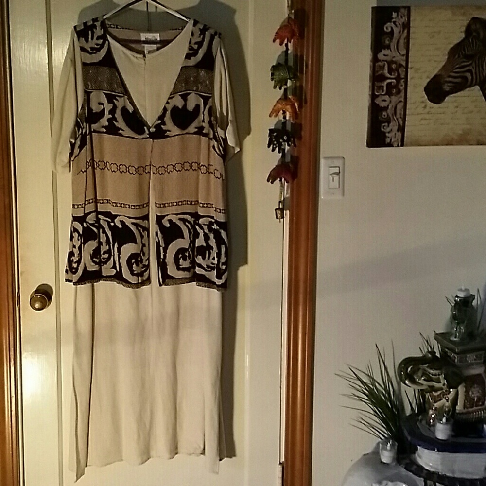 Super cute long dress with attached vest