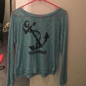 Long sleeve crew neck