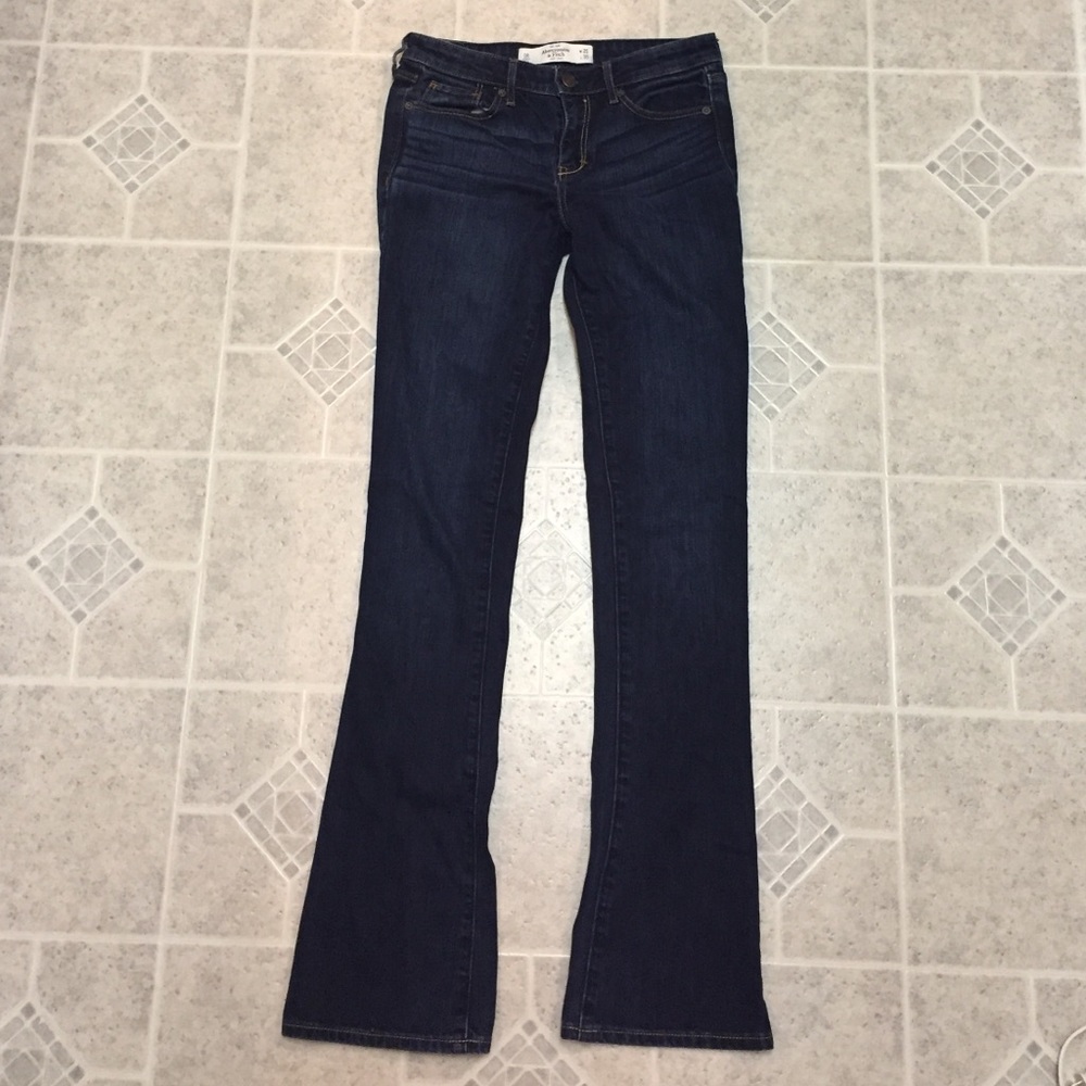 Abercrombie & Fitch Dark Skinny Bootcut Size 0R