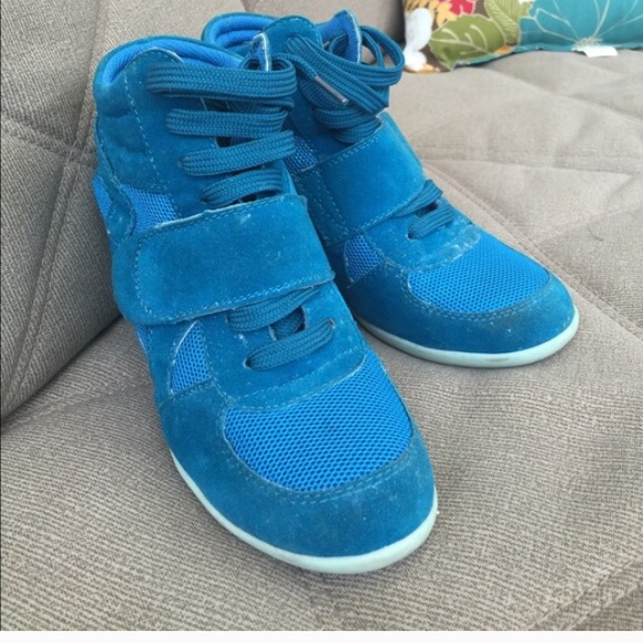 Refresh by Beston Dakota wedge high-top sneakers - Picture 1 of 2