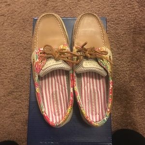 Sperry floral shoes