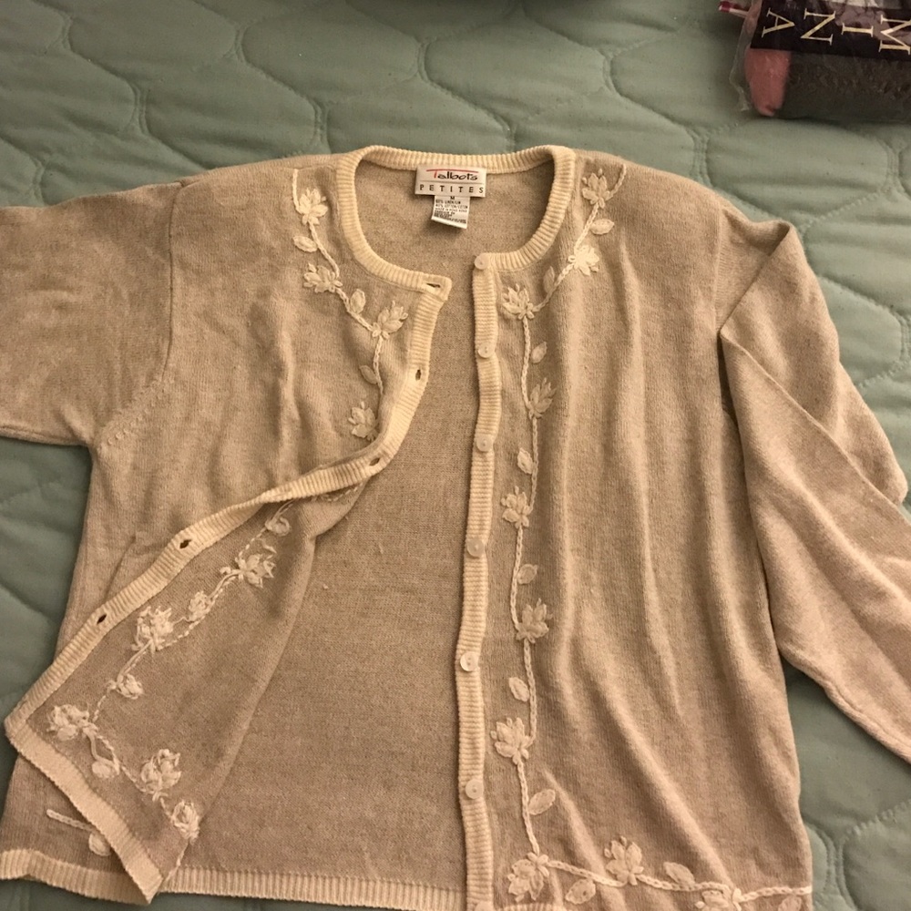 Sweater - Picture 3 of 3