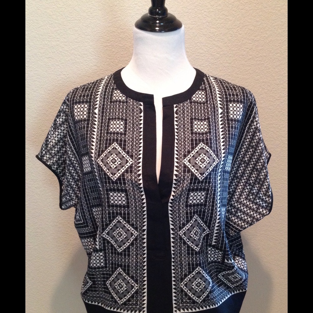 BCBGMAXAZRIA Dolman