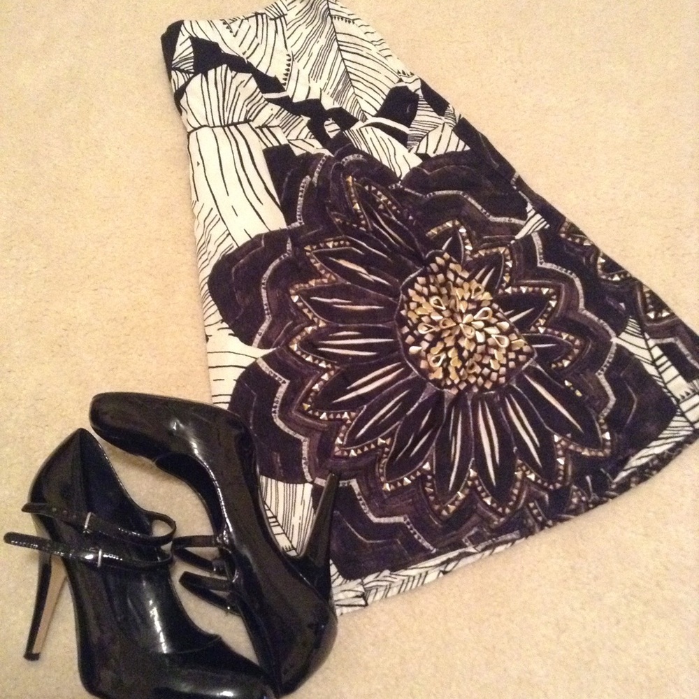 White House Black Market A-Line Skirt