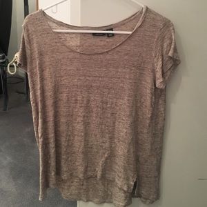 Gray short sleeve shirt