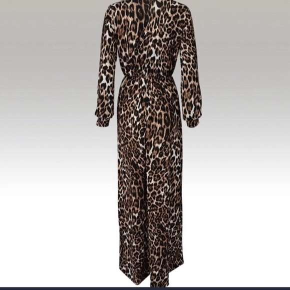 🎉 Host Pick! 🎉 NEW! Maxi Leopard Print Dress - Picture 6 of 8