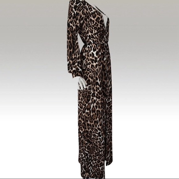 🎉 Host Pick! 🎉 NEW! Maxi Leopard Print Dress - Picture 7 of 8