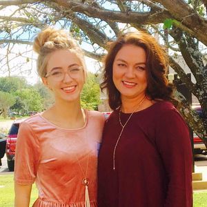 Meet your Posher, Felesia