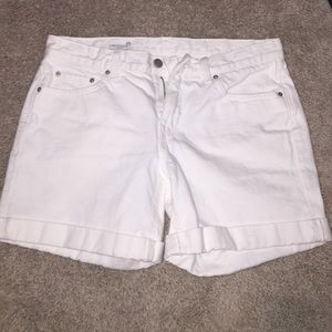 WHITE BOYFRIEND WHITE JEAN SHORTS