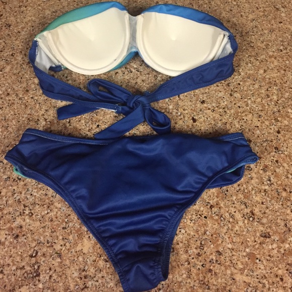 Swimsuit bikini - Picture 2 of 2