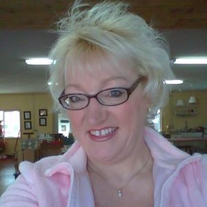 Meet your Posher, Roxanne