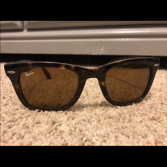 Ray-Ban Folding Wayfarer Sunglasses