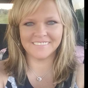 Meet your Posher, Traci