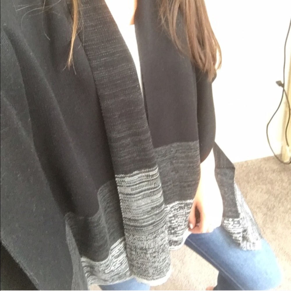 NWOT AB Studio Wrap Poncho