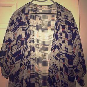 Lularoe Monroe Kimono